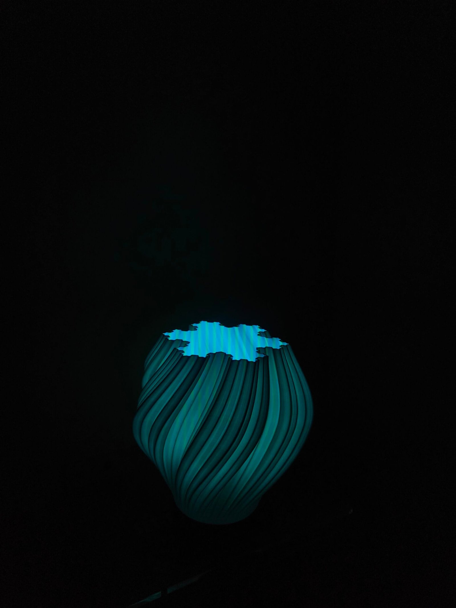 Snowflake Smart 3D Printed Lamp by Picraft - Image 4